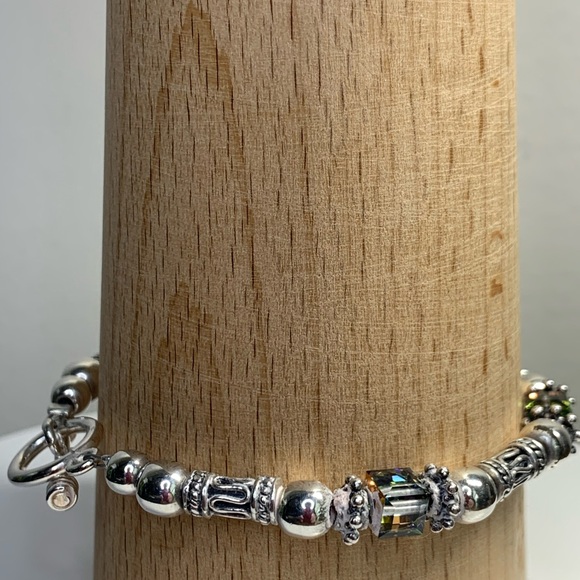 Silpada Sterling Silver & Iridescent Bead CATCH THE LIGHT Bracelet/Earring Set - Picture 7 of 16